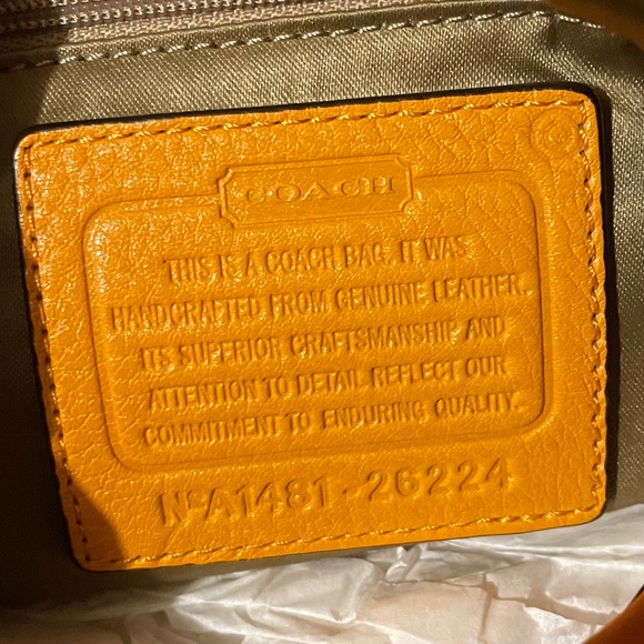 COACH Madison Small Phoebe Handbag NWOT - Picture 4 of 5